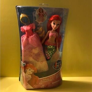 Disney Princess THE LITTLE MERMAID Sea Styles Figurine